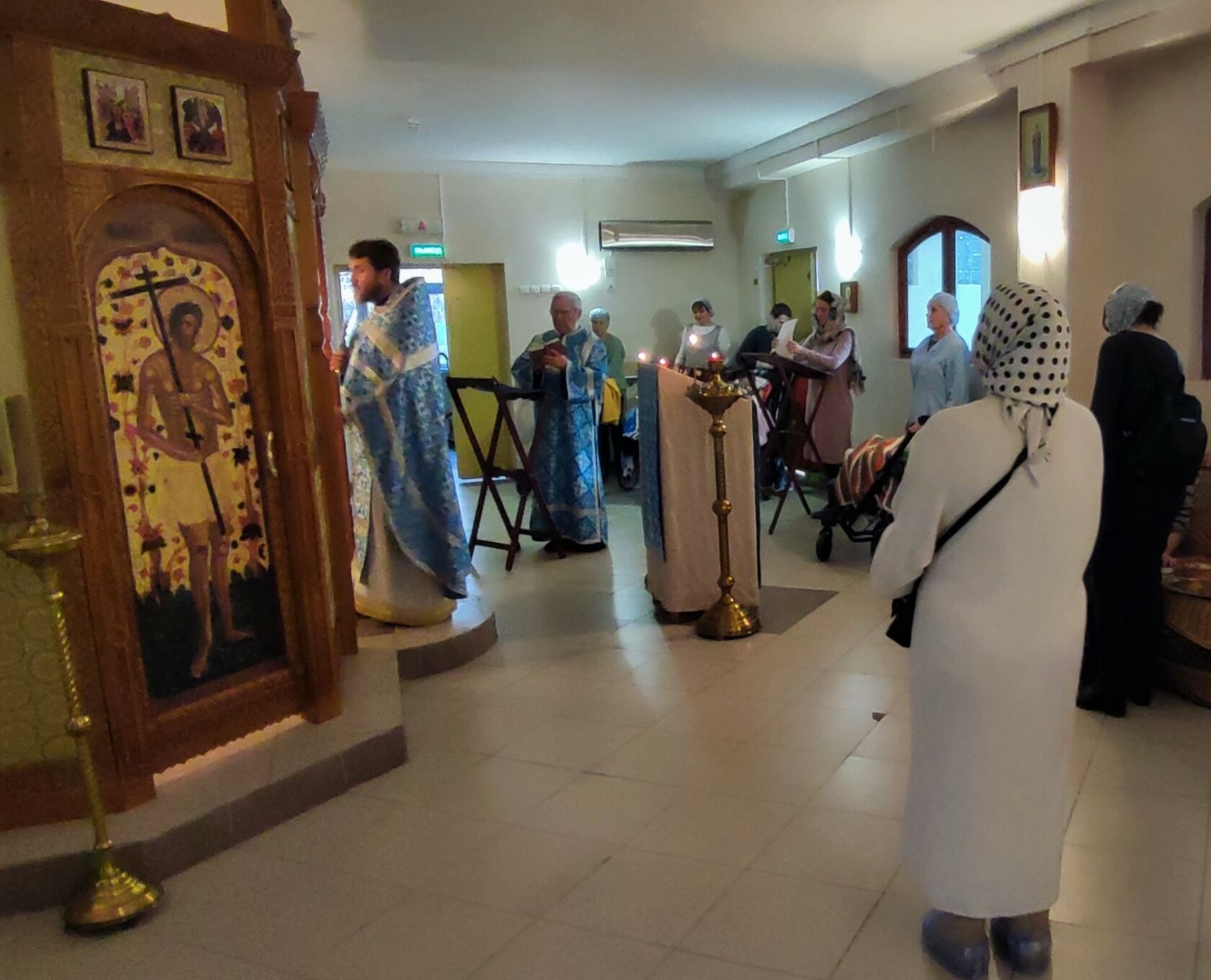 Литургия в ГБУ ЦСПР Дом Детей